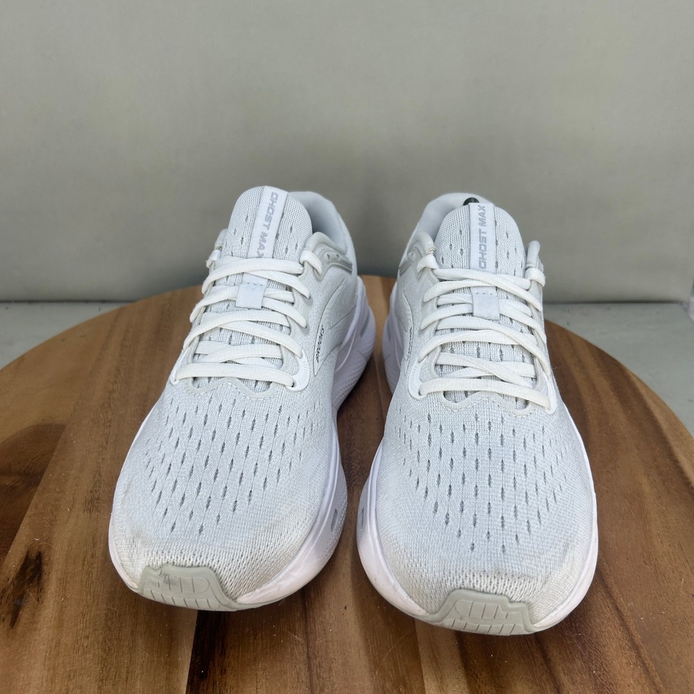 Brooks Ghost Max Womens Running Shoes White Grey 1203951D124 Wide D Size 10 - Picture 2 of 8